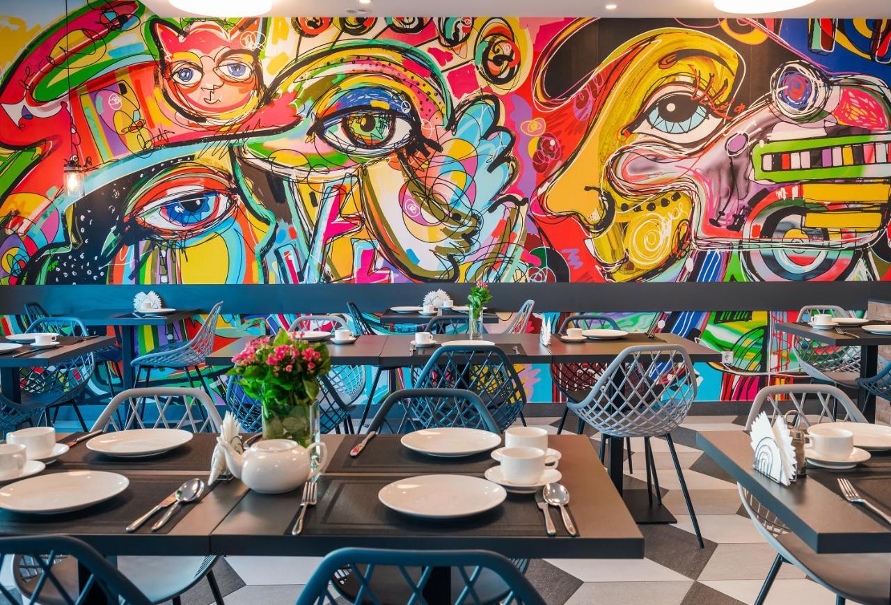 Amarant Apart Hotel By Chm Kiev Exteriör bild