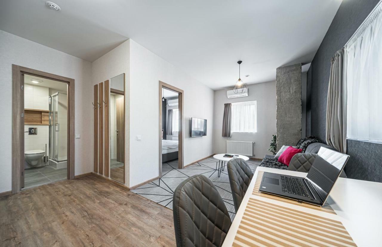 Amarant Apart Hotel By Chm Kiev Exteriör bild